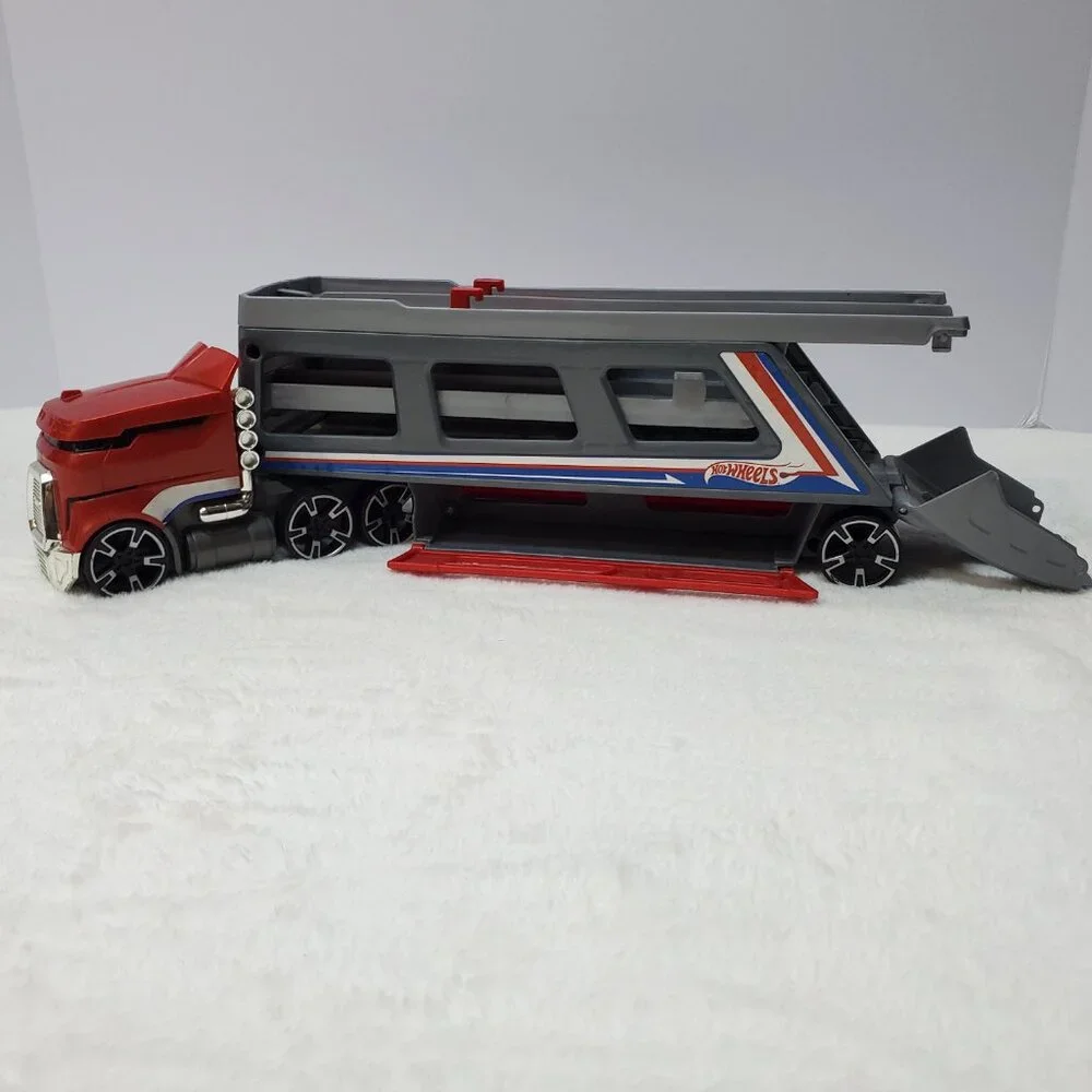 Hot Wheel Red Grey Truck Hauler & Vehicle Launcher Hot Wheel Car